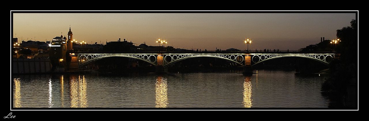 http://www.canonistas.com/galerias/data/1036/Puente_de_Triana_1280x768_.jpg