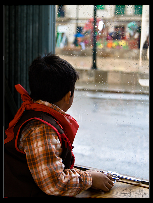 Pistolero-marco-color