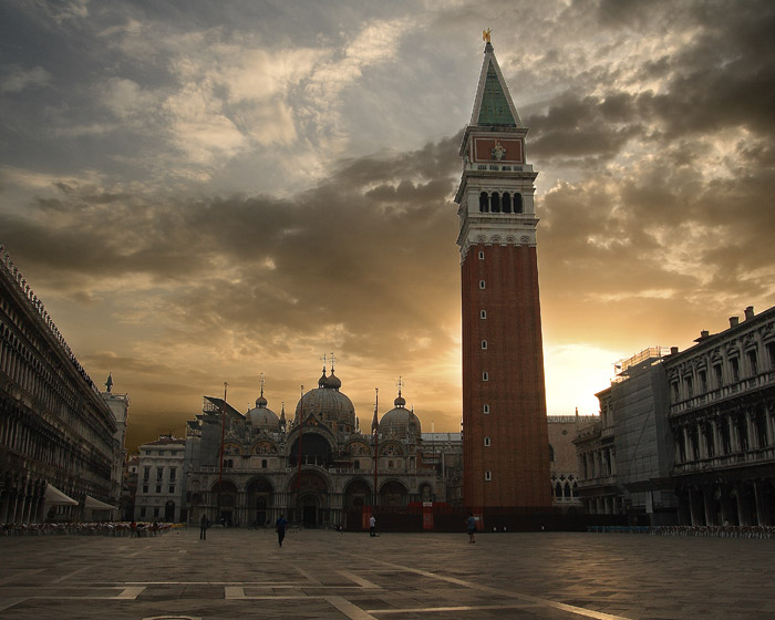 3013Piazza-San-marco