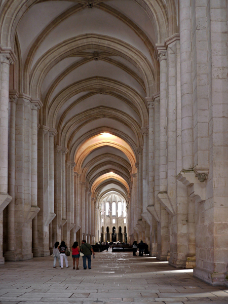 Catedral_de_Santa_Maria_Portugal_