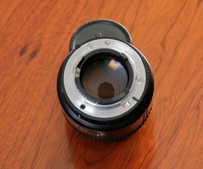 Nikkor_85-4