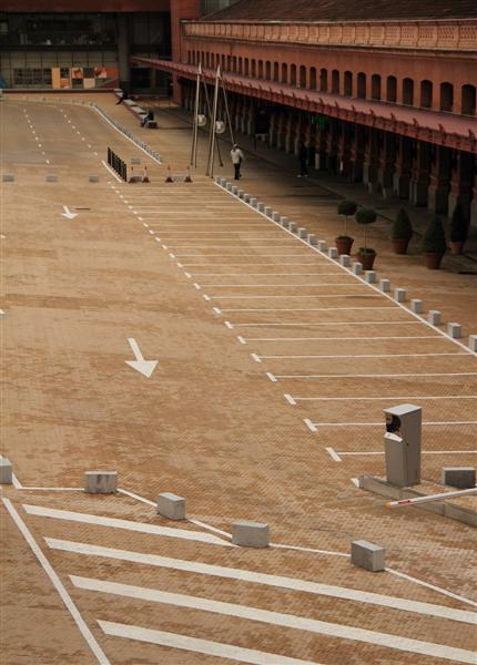 PARKING_SOLITARIO_Medium_