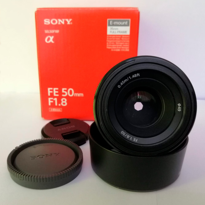 Sony-SEL50F18_04_