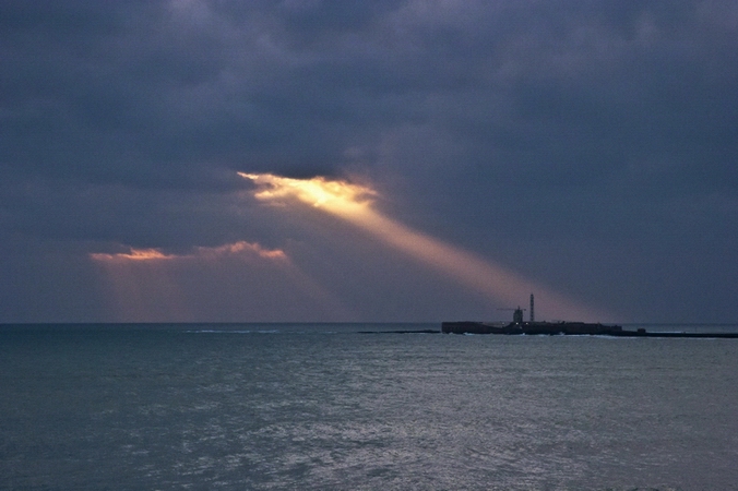 Sunset_-_Anyscape-Next_Light_Shift-_2011_MG_9163