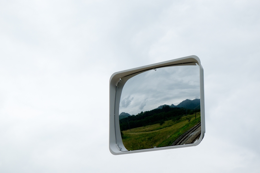 WINDOW_IN_THE_SKY_02_canonistas