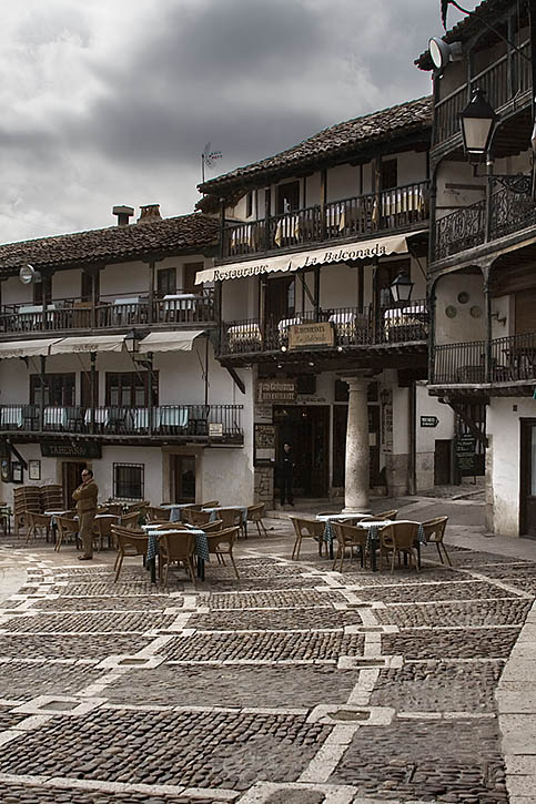 plaza1