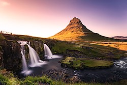 kirkjufell1.jpg