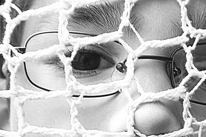 Mirada_en_las_redes_b_n