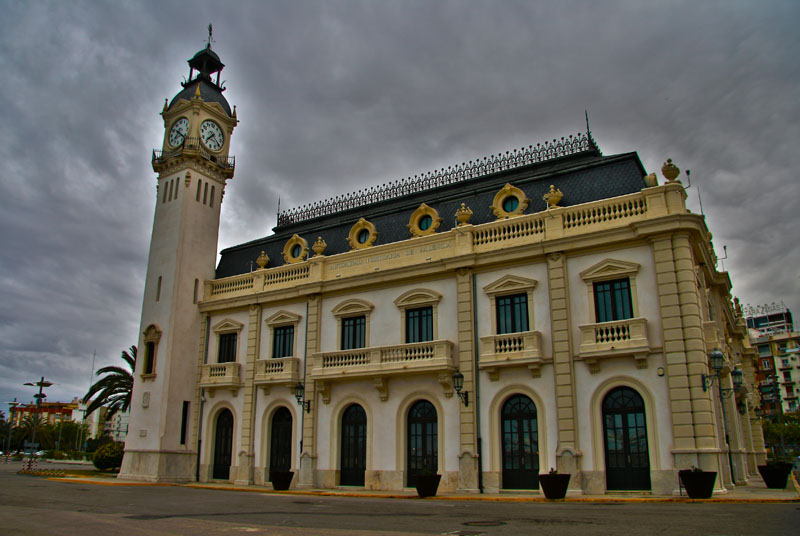 Edificio_Relog_Baja