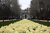 Calle_de_Las_Flores_esquina_Alcal_.JPG