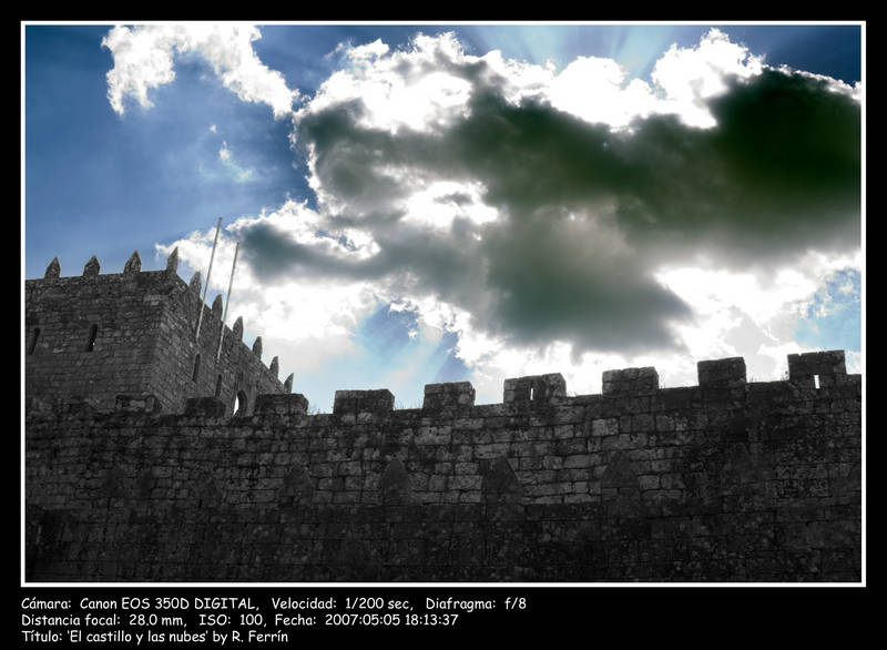 El castillo y las nubes