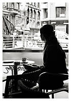 102822914_ZOv2C2hO_CAFE_GIRL_LOW.jpg