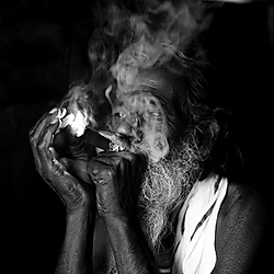 sadhu 04 IMG_1044_i_canon.jpg