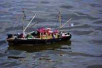 IMG_2035_El_barco_ya_no_es_verde.jpg