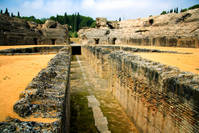 Italica_anfiteatro.jpg