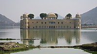 Lake_Palace_1.jpg