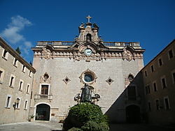 Monasterio_de_Lluch.JPG