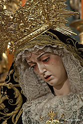 Virgen-de-los-Dolores-_Cofradia-Servita_-Sevilla_.jpg