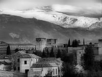 hdr_BW_Alhambra.jpg