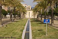 jhr150_01_g12.jpg