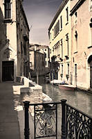 veneciaold2-2.jpg