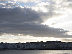 atardecer_entre_nubes2.jpg
