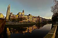 l_e2fa09fff6de4135a245f7d2136275f0.jpg