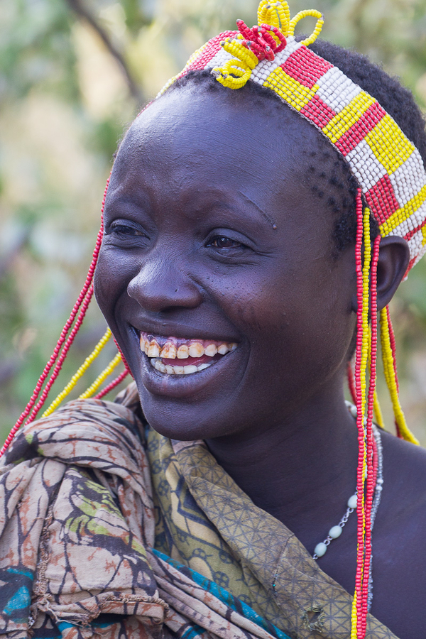 MUJER HADZA