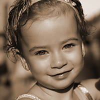 Clara_sepia_1250.jpg