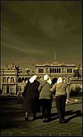 MADRES_PLAZA_DE_MAYO_ARGENTINA.jpg