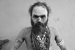 NAGA_SADHU.jpg