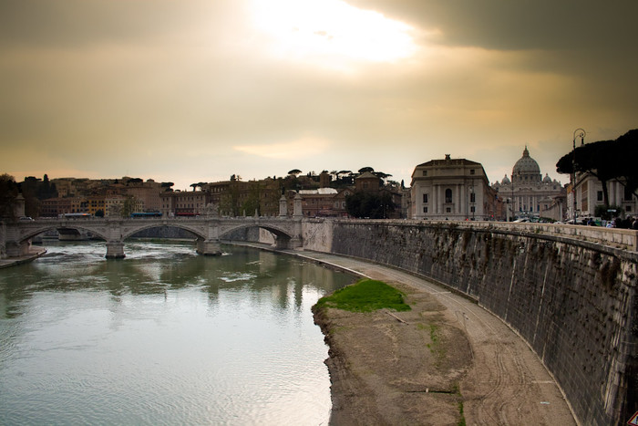 20090404_134_R_o_Tevere_-_Roma