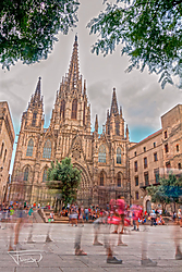 IMG_Catedral_Gotica_bcn-2_3-firma-op.jpg