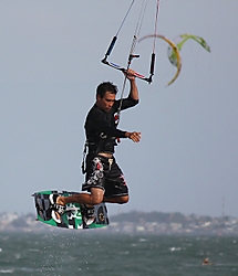 Kitesurf7.jpg